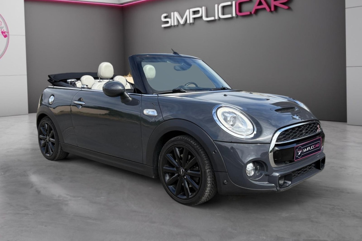 MINI CABRIOLET F57