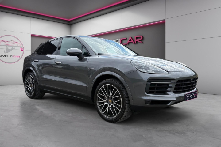 PORSCHE CAYENNE COUPE