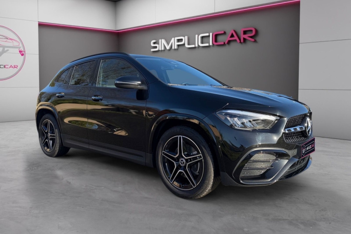 MERCEDES GLA