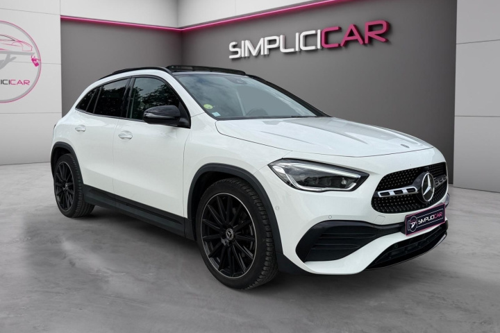MERCEDES GLA